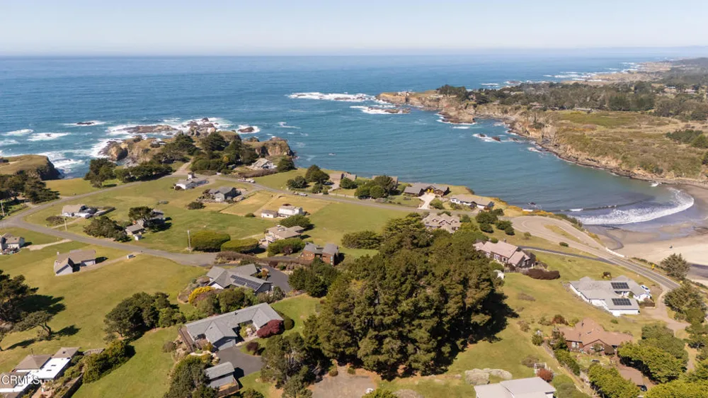 14350 Hanson Circle Mendocino, CA 95460