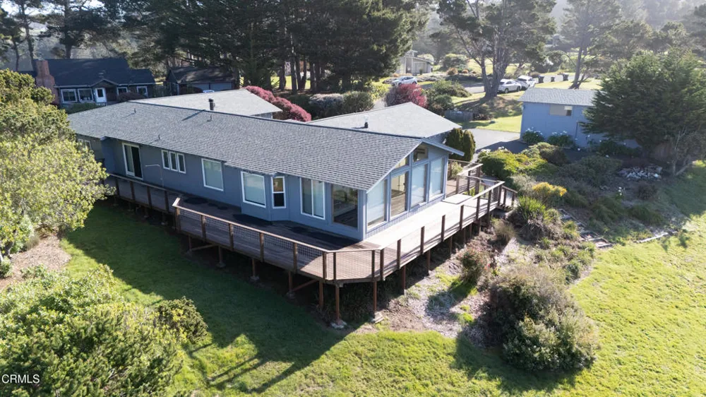 14350 Hanson Circle Mendocino, CA 95460