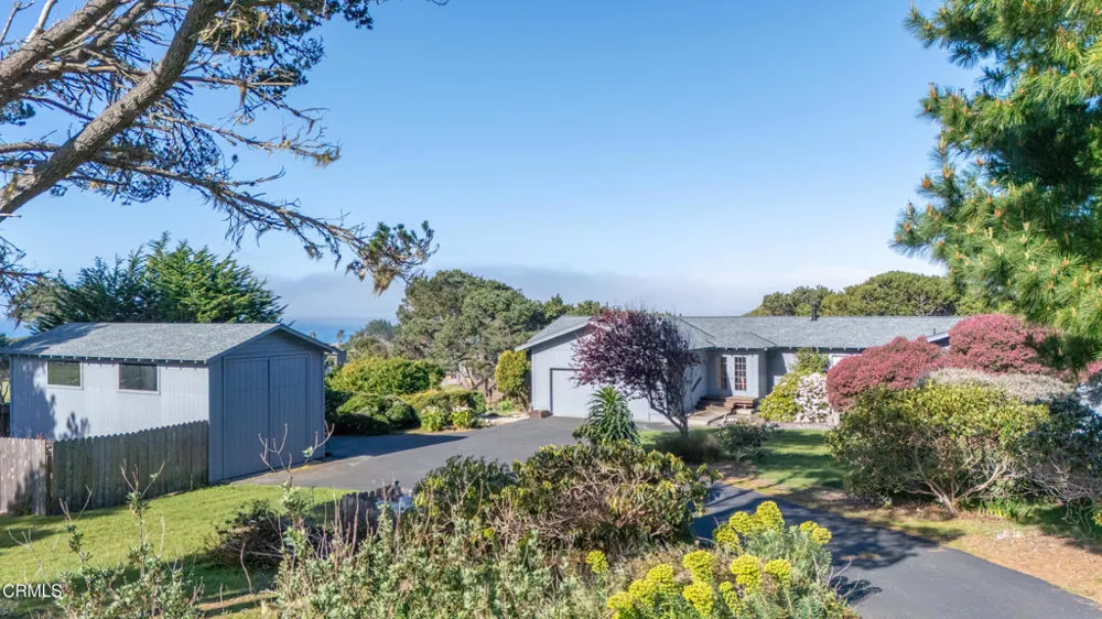 14350 Hanson Circle Mendocino, CA 95460