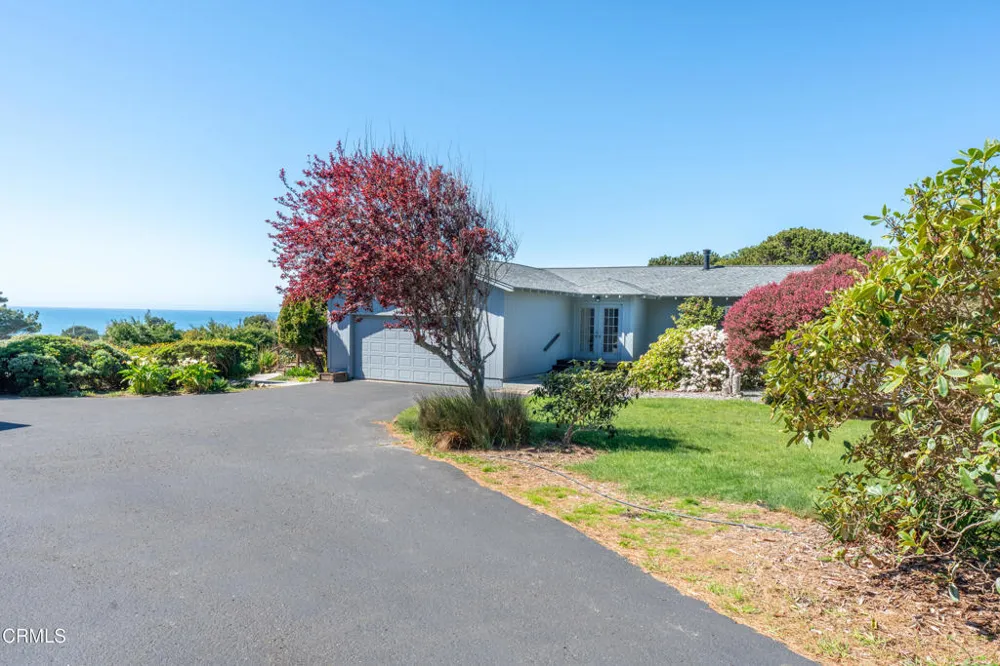 14350 Hanson Circle Mendocino, CA 95460