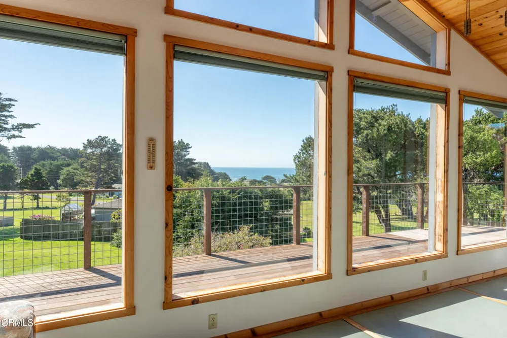14350 Hanson Circle Mendocino, CA 95460