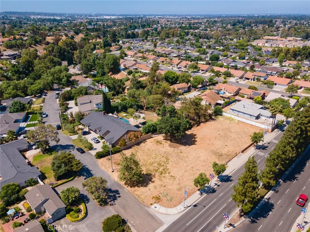 5001 Siesta Lane and Yorba Linda Blvd Yorba Linda, CA 92886