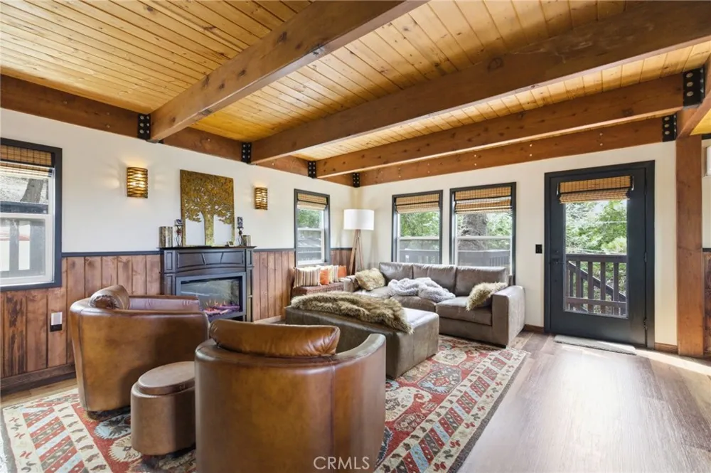 170 Fir Terrace Cedar Glen, CA 92321