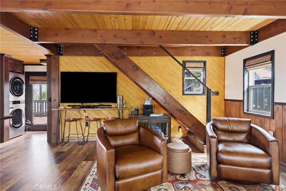 170 Fir Terrace Cedar Glen, CA 92321