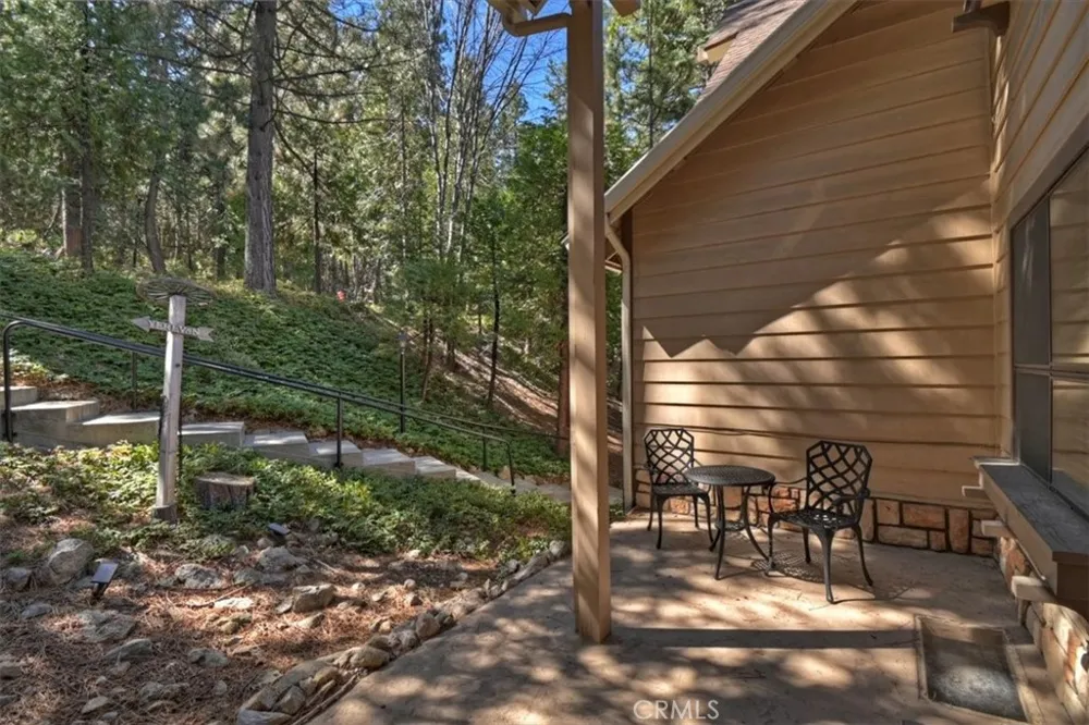 27456 White Fir Drive Lake Arrowhead, CA 92352