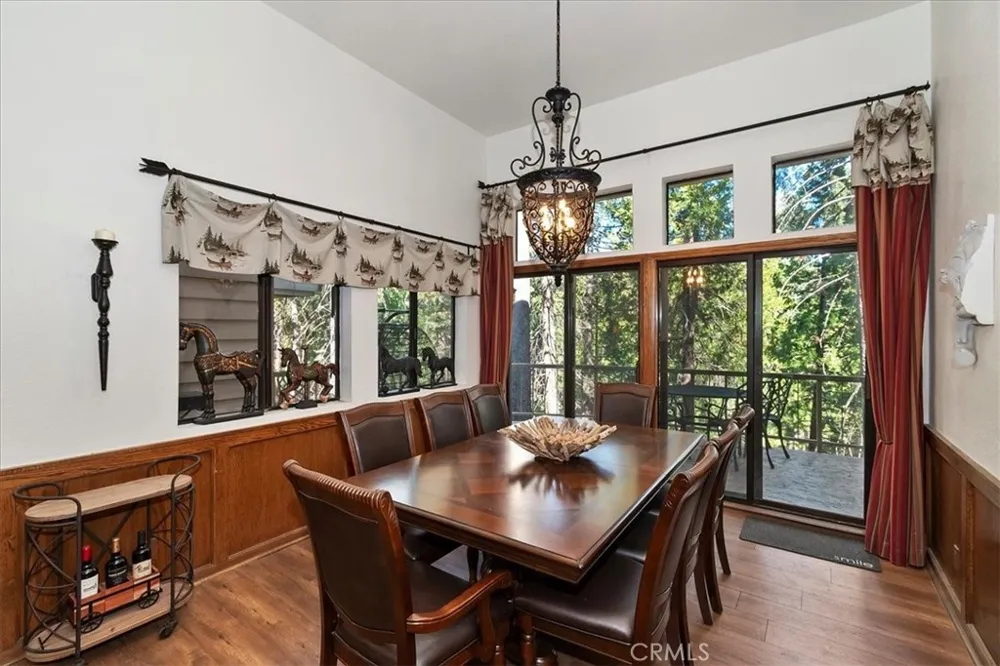 27456 White Fir Drive Lake Arrowhead, CA 92352