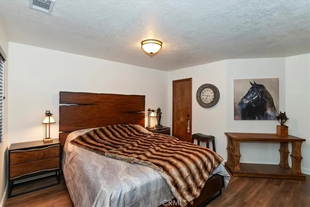 27456 White Fir Drive Lake Arrowhead, CA 92352
