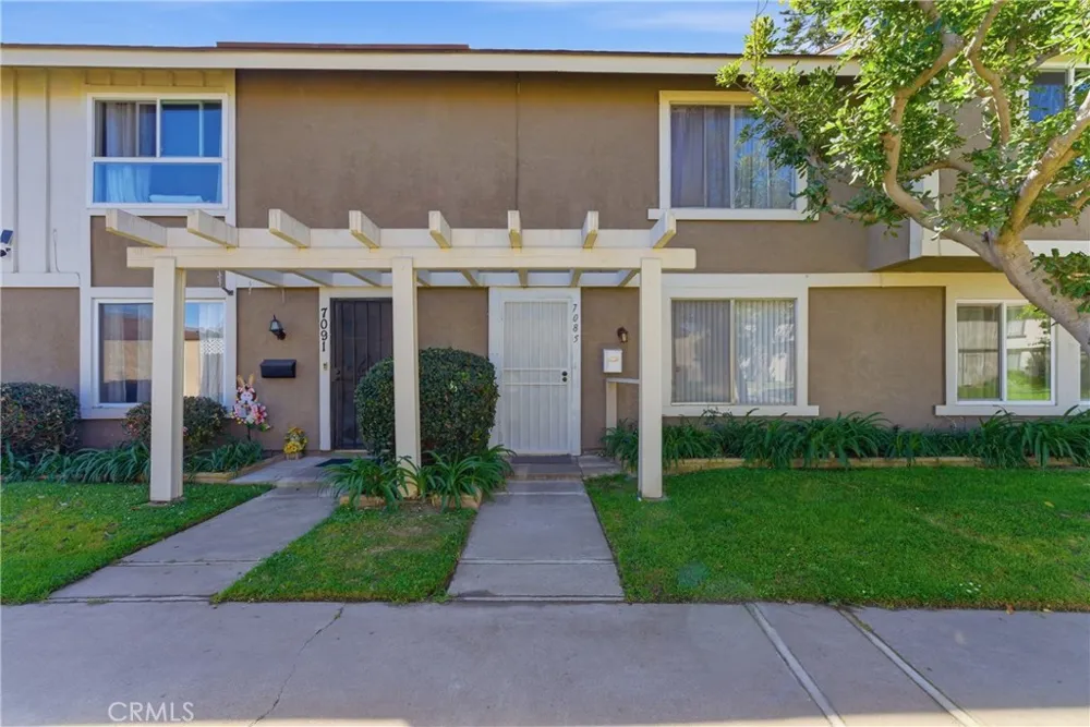 7085 Fulton Stanton, CA 90680