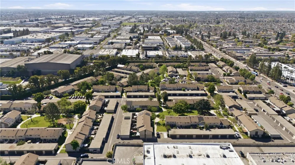 7085 Fulton Stanton, CA 90680