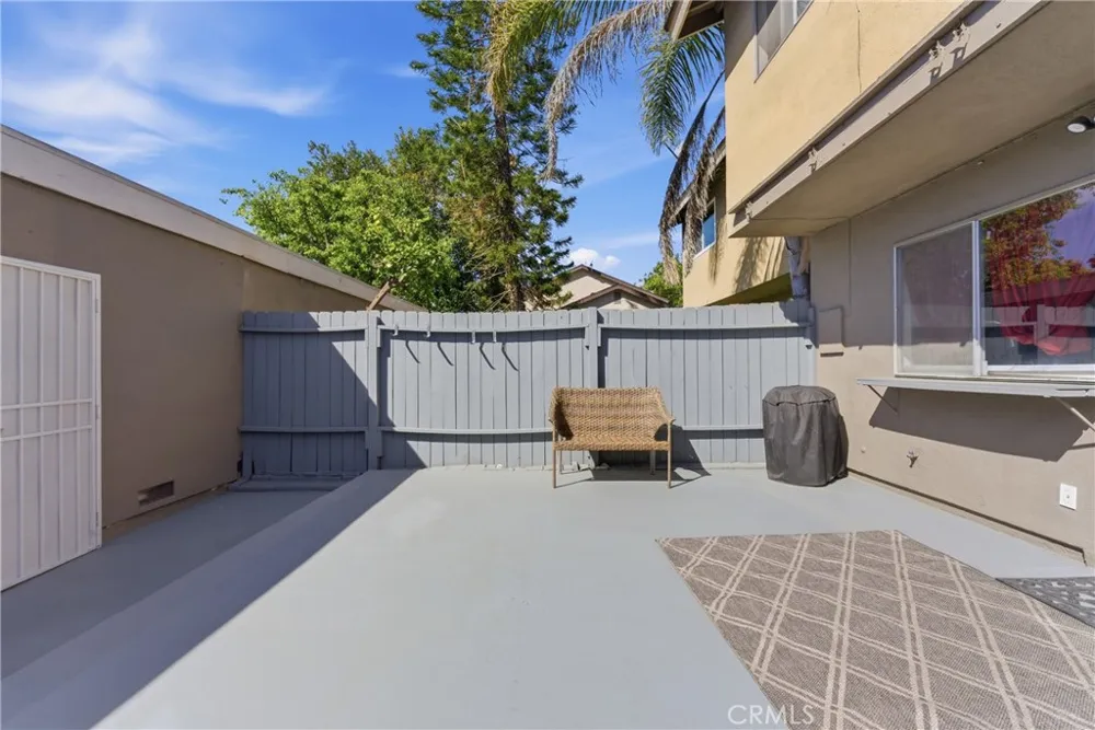 7085 Fulton Stanton, CA 90680
