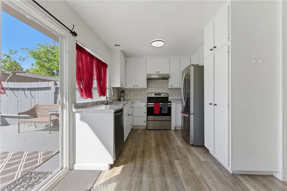 7085 Fulton Stanton, CA 90680