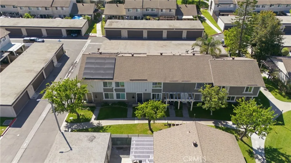 7085 Fulton Stanton, CA 90680