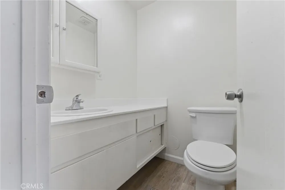 7085 Fulton Stanton, CA 90680