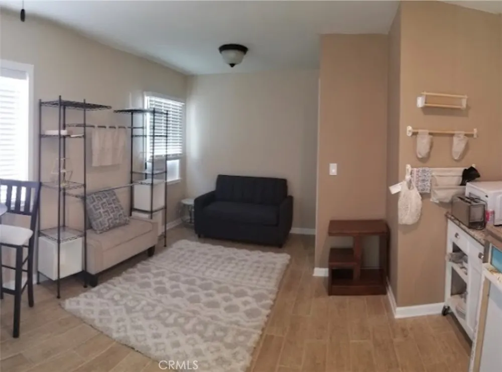 5922 Vista San Gabriel, CA 91775