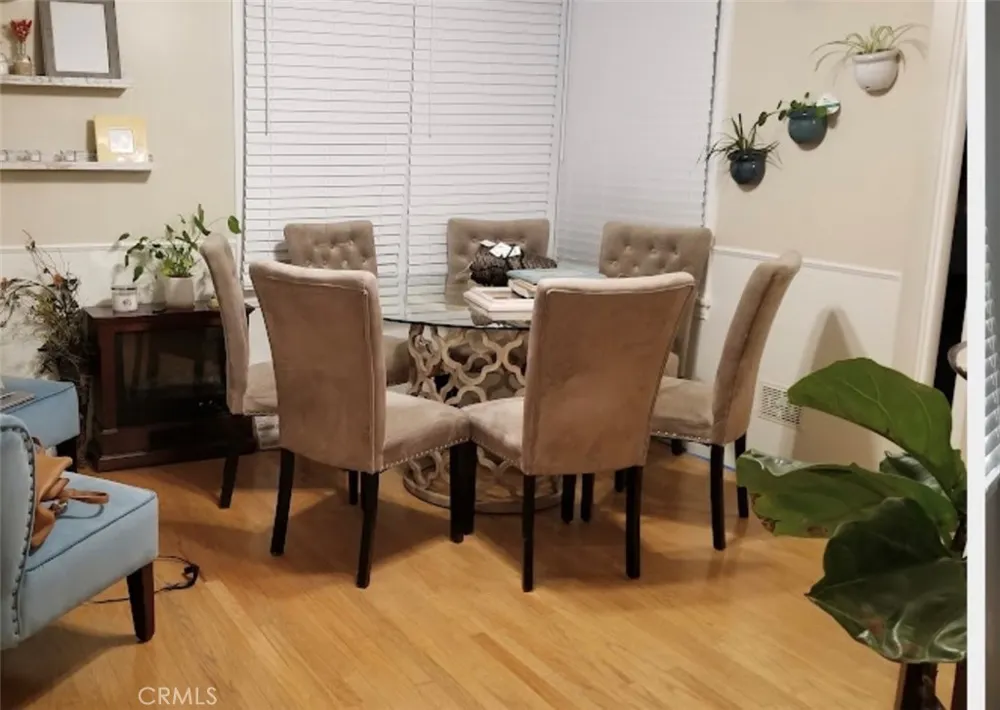5922 Vista San Gabriel, CA 91775