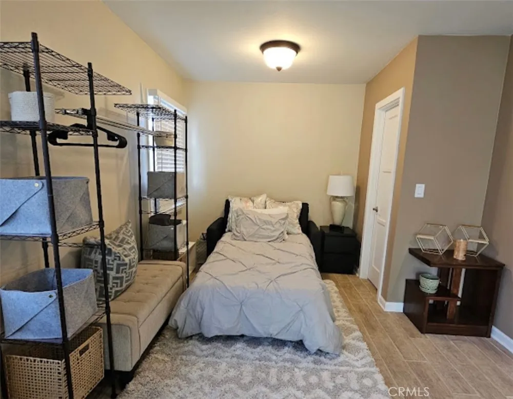 5922 Vista San Gabriel, CA 91775