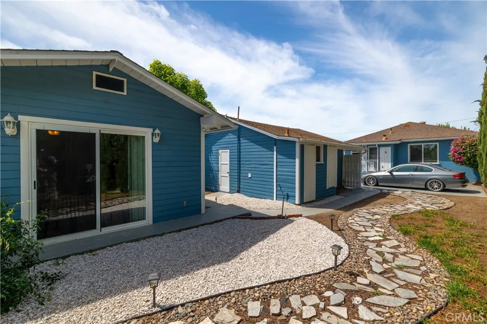 5922 Vista San Gabriel, CA 91775