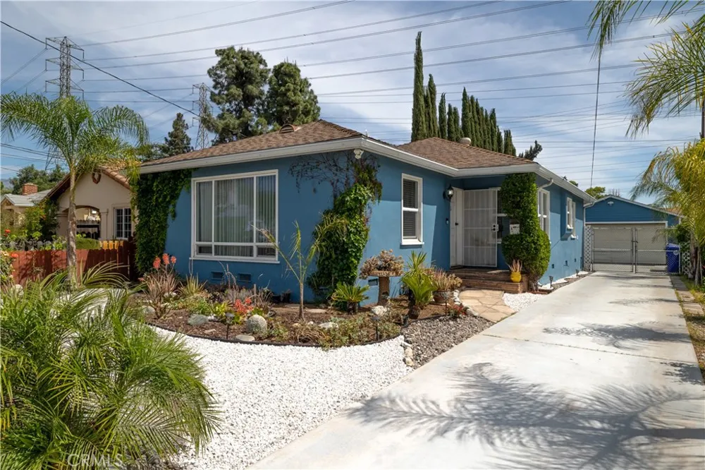 5922 Vista San Gabriel, CA 91775