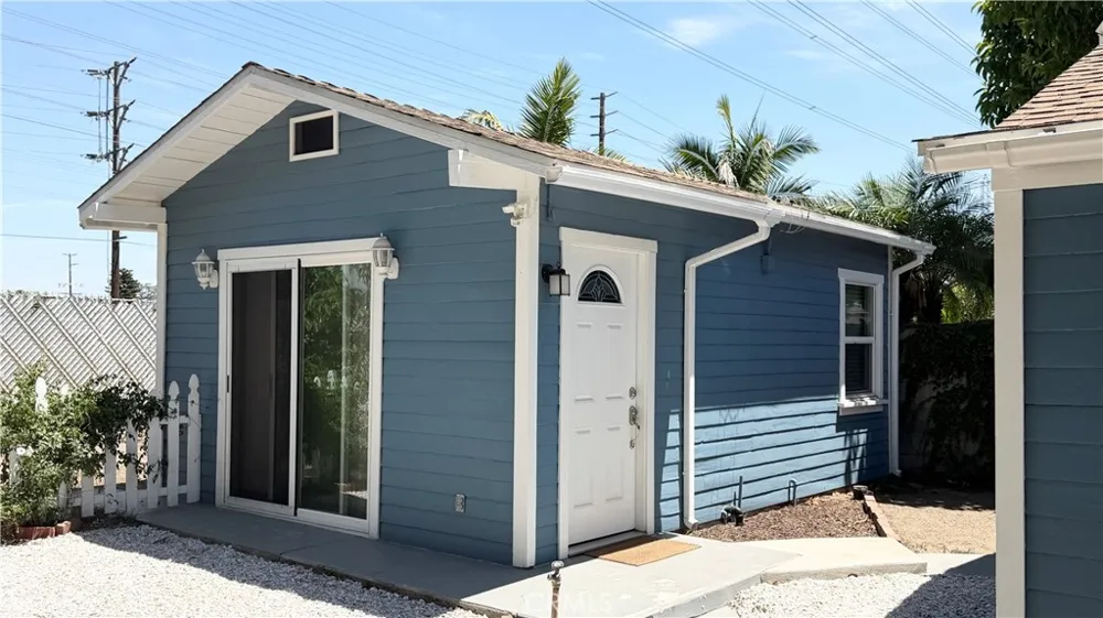 5922 Vista San Gabriel, CA 91775