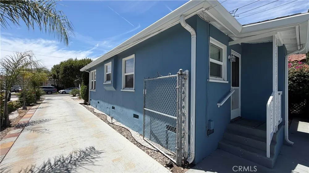 5922 Vista San Gabriel, CA 91775