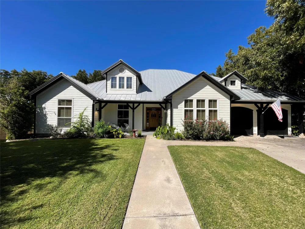 311 River Ranch Road Kingsland, TX 78639