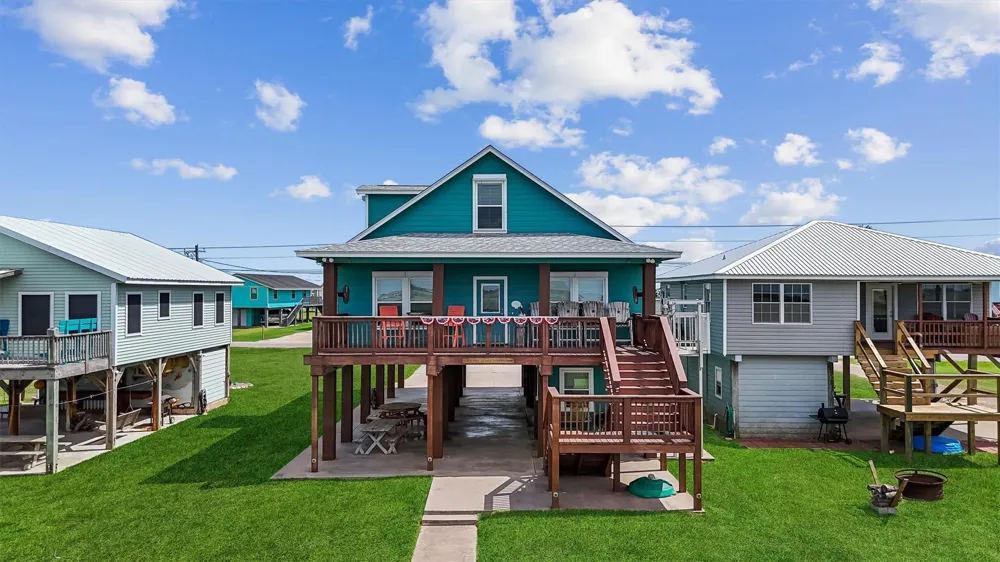 1868 County Road 201 Sargent, TX 77414
