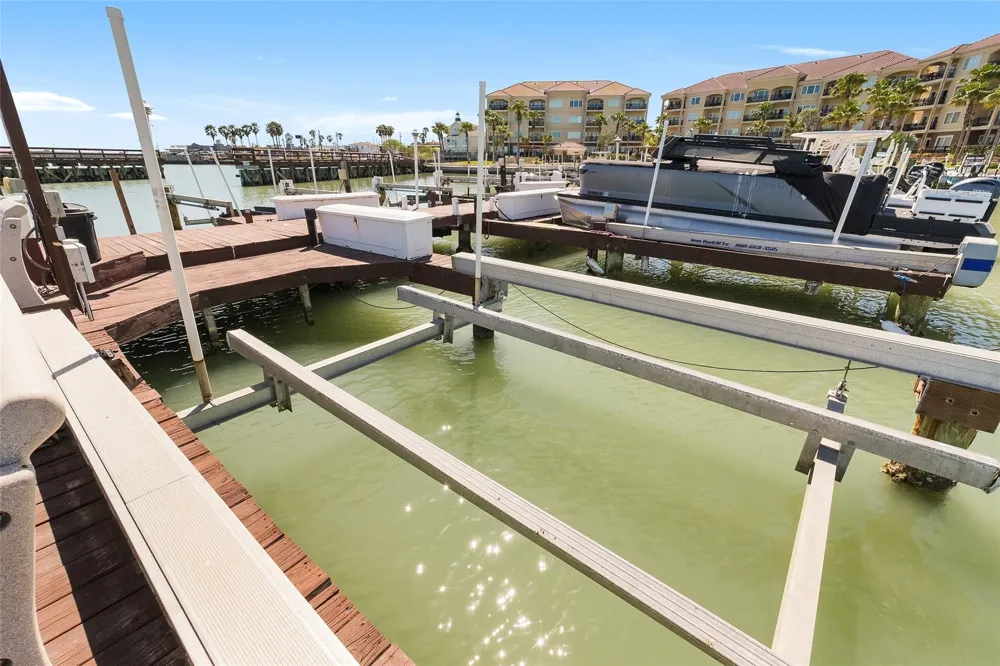 301 E Houston Street Port Isabel, TX 78578