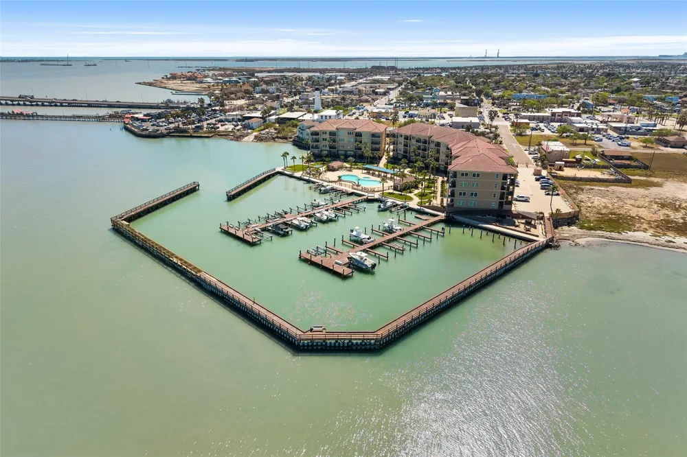 301 E Houston Street Port Isabel, TX 78578