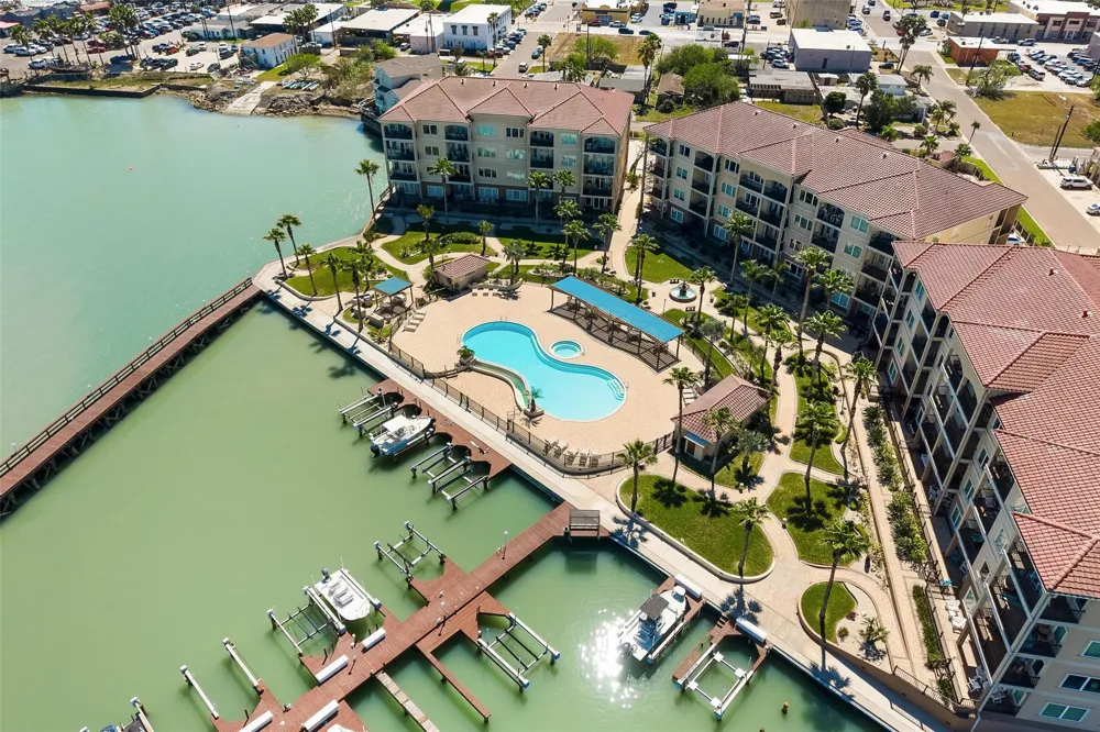 301 E Houston Street Port Isabel, TX 78578