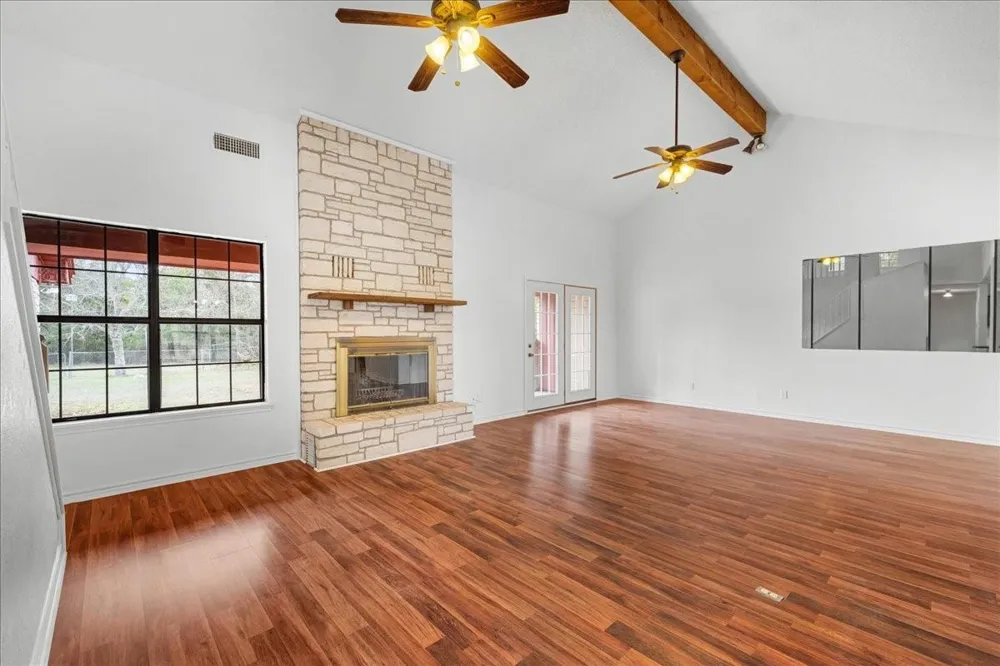 620 Panorama Road La Grange, TX 78945