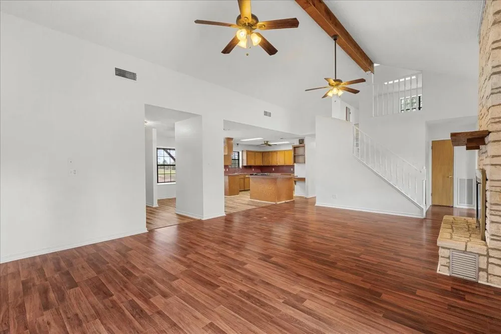 620 Panorama Road La Grange, TX 78945