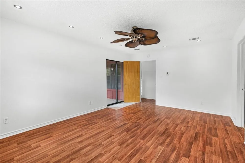 620 Panorama Road La Grange, TX 78945