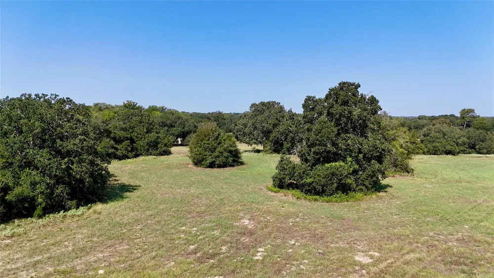 1 Harvell Lane Schulenburg, TX 78956