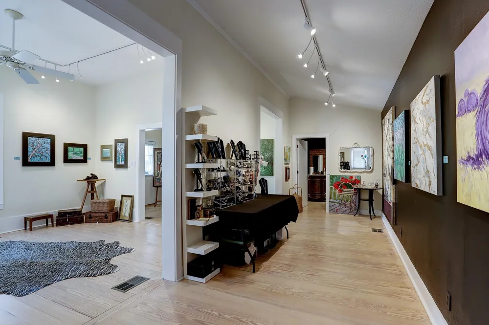 108 Washington Street Round Top, TX 78954