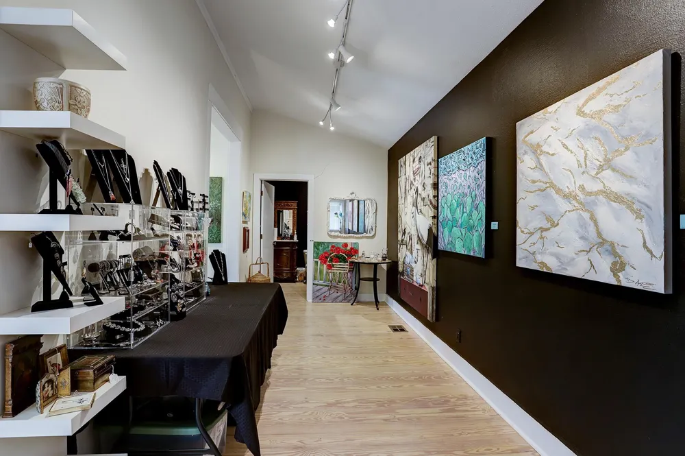 108 Washington Street Round Top, TX 78954