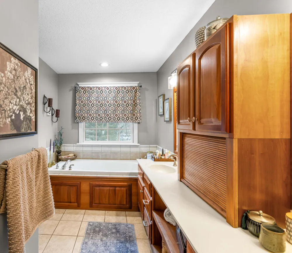 9095 Marsh Creek Circle Galesburg, MI 49053