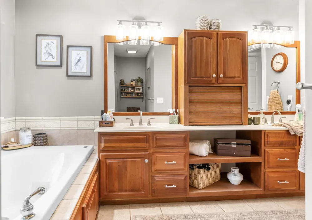 9095 Marsh Creek Circle Galesburg, MI 49053