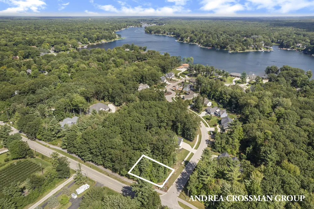 16179 Coventry Lane #30 Spring Lake, MI 49456