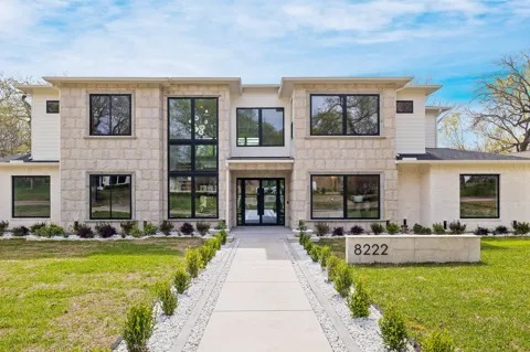 8222 San Leandro Drive