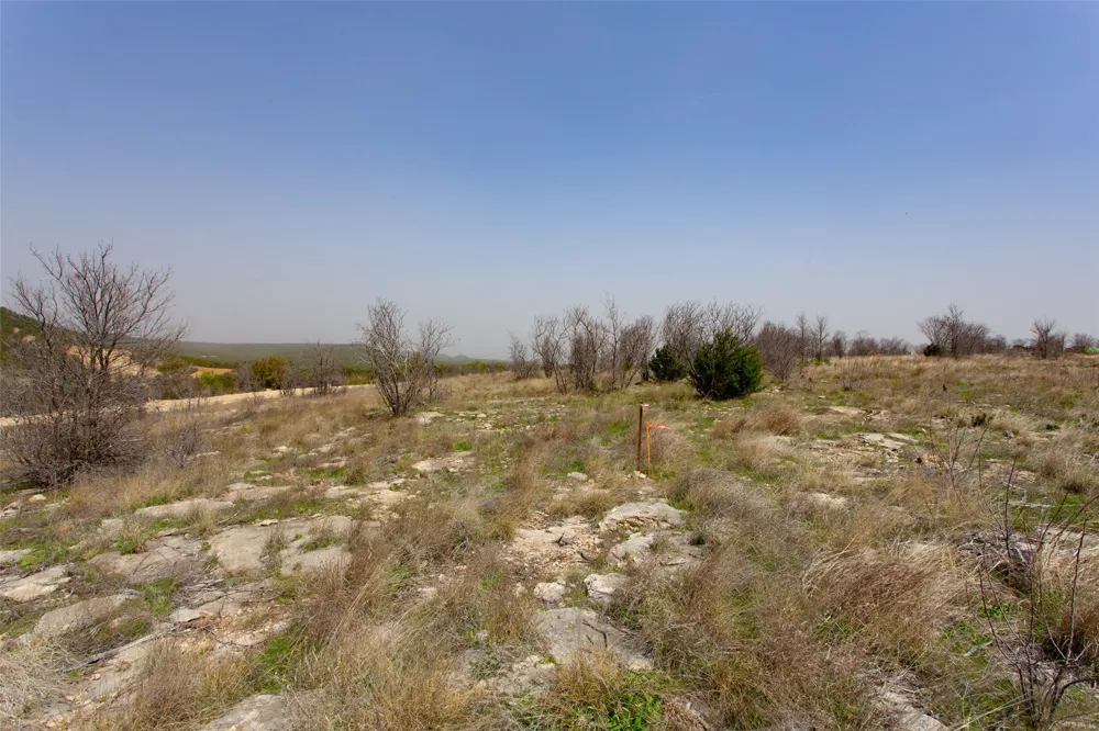 121 White Moon Road Graham, TX 76450