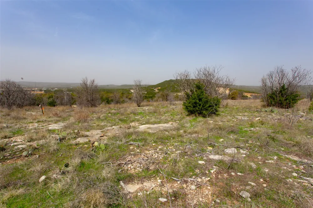121 White Moon Road Graham, TX 76450