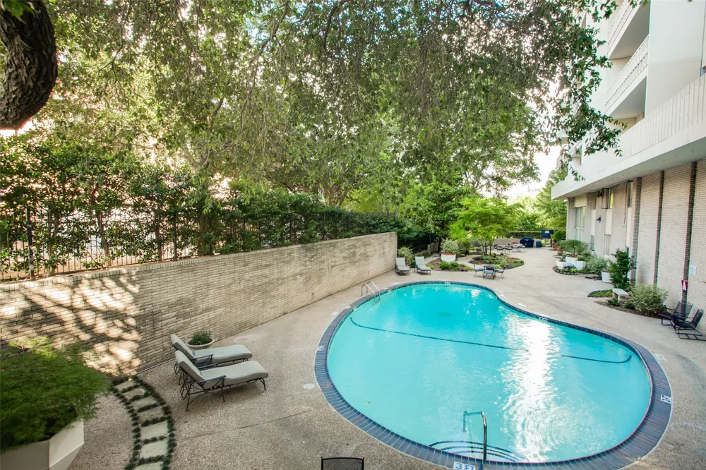 3701 Turtle Creek Boulevard #5D Dallas, TX 75219