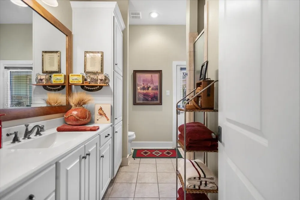 24050 Red Azalea Lindale, TX 75771
