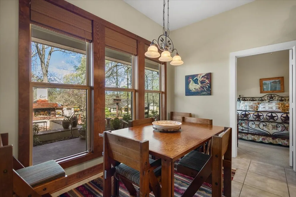24050 Red Azalea Lindale, TX 75771