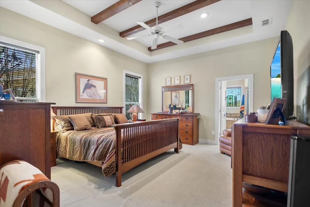 24050 Red Azalea Lindale, TX 75771