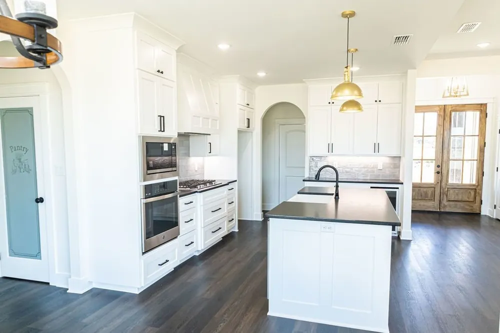 7608 Cr 317 S Henderson, TX 75654