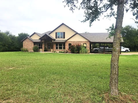 261 Vickie Lane