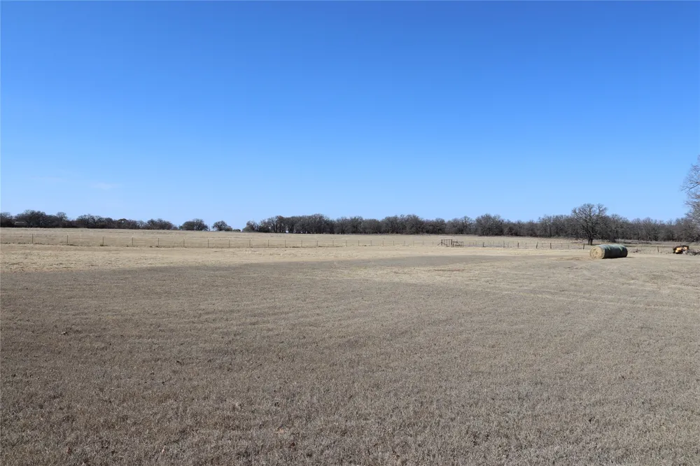 2553 Brixey Road Henrietta, TX 76365