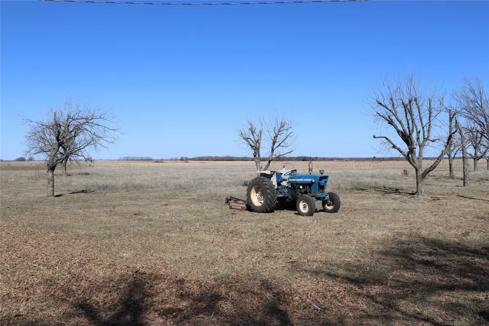2553 Brixey Road Henrietta, TX 76365