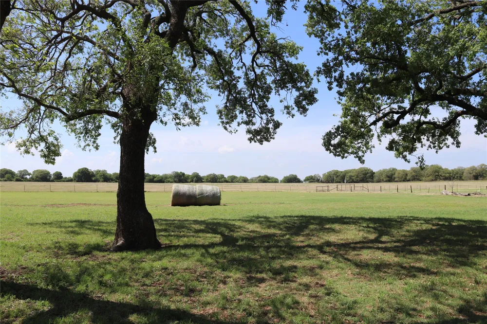 2553 Brixey Road Henrietta, TX 76365